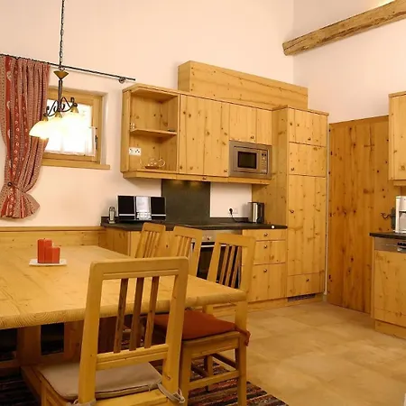 Holiday home Skihuette Silberleiten, 8 Personen *